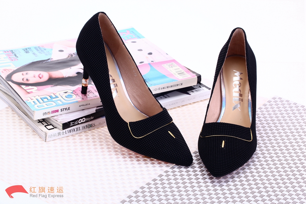 16395505628596.jpg 攝圖網(wǎng)_500766859_高跟鞋(企業(yè)商用)_副本.jpg